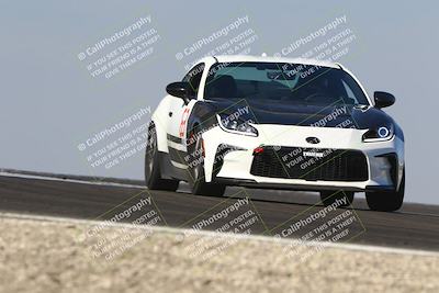 media/Nov-09-2025-Speed Ventures (Sun) [[388b781dcd]]/Orange/Session 3 (Turn 2)/